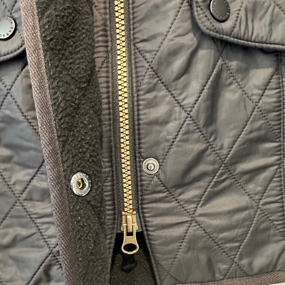 Barbour Women’s Black Quilted Coat - Picture 8 of 11